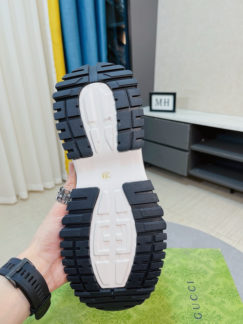 Gucci sz38-44 40